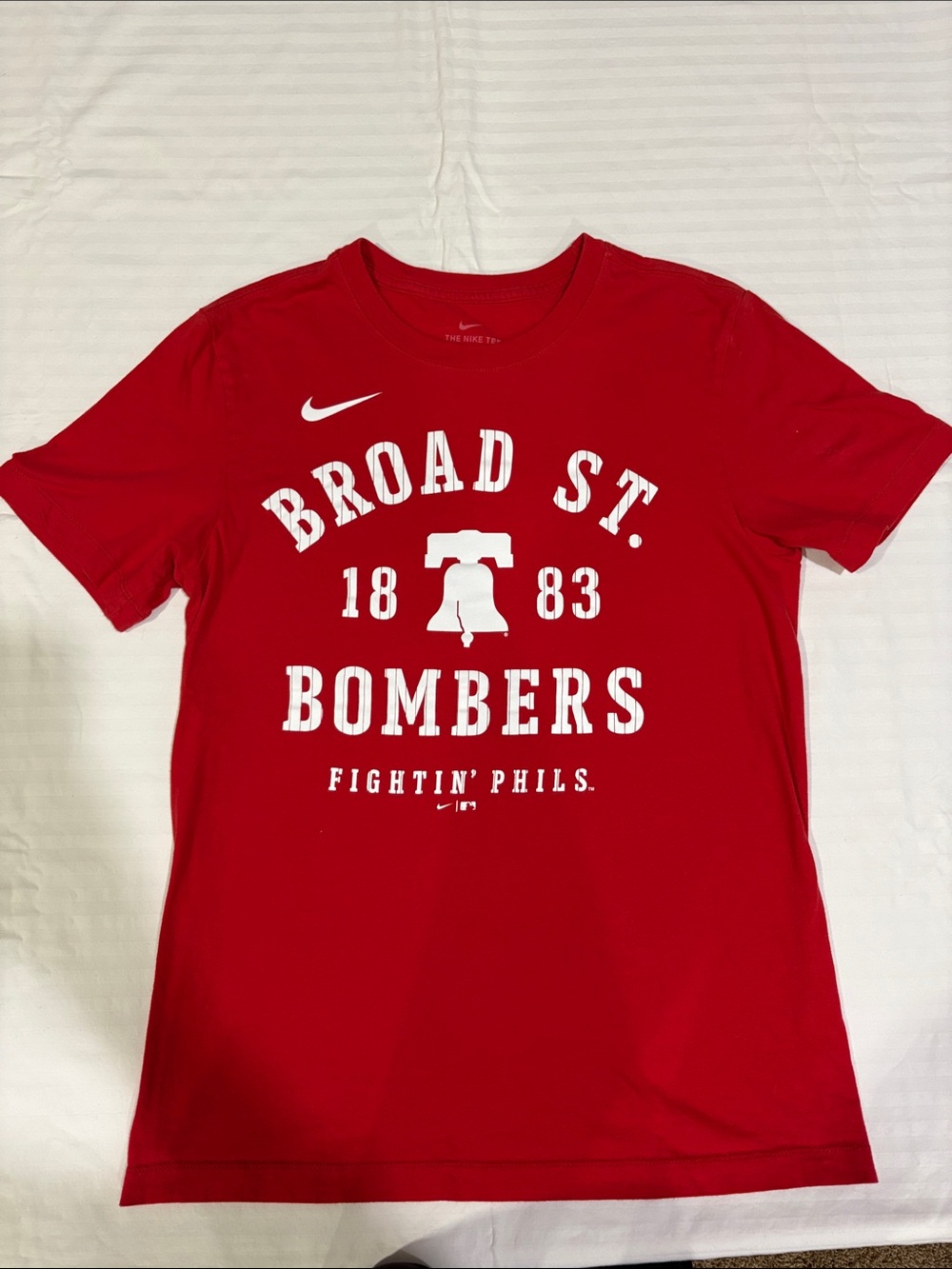 Nike Men’s Philadelphia Phillies T-Shirt